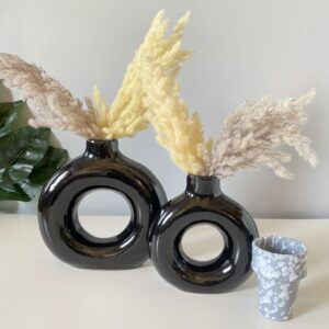 Vase donut noir